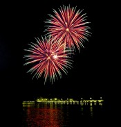 Röder Feuerwerk - Hochzeitsfeuerwerk zum Selbstzünden, Feuerwerk · Lasershow Frankfurt, Kontaktbild
