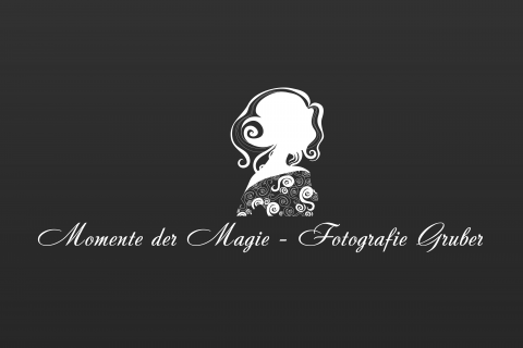 Momente der Magie - Fotografie Gruber, Hochzeitsfotograf · Video Kleinostheim, Logo